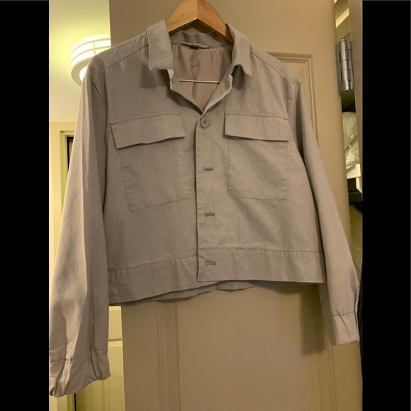 Blazer - Picture 3 of 4